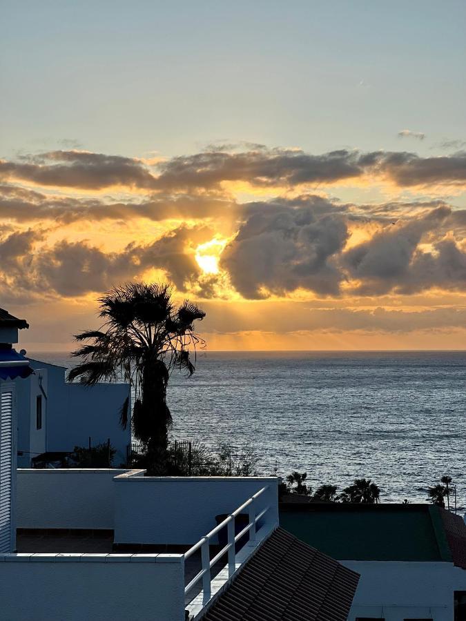 Luxury Penthouse With Breathtaking Views And Huge Private Terraces Apartment Puerto de Santiago  Exterior photo